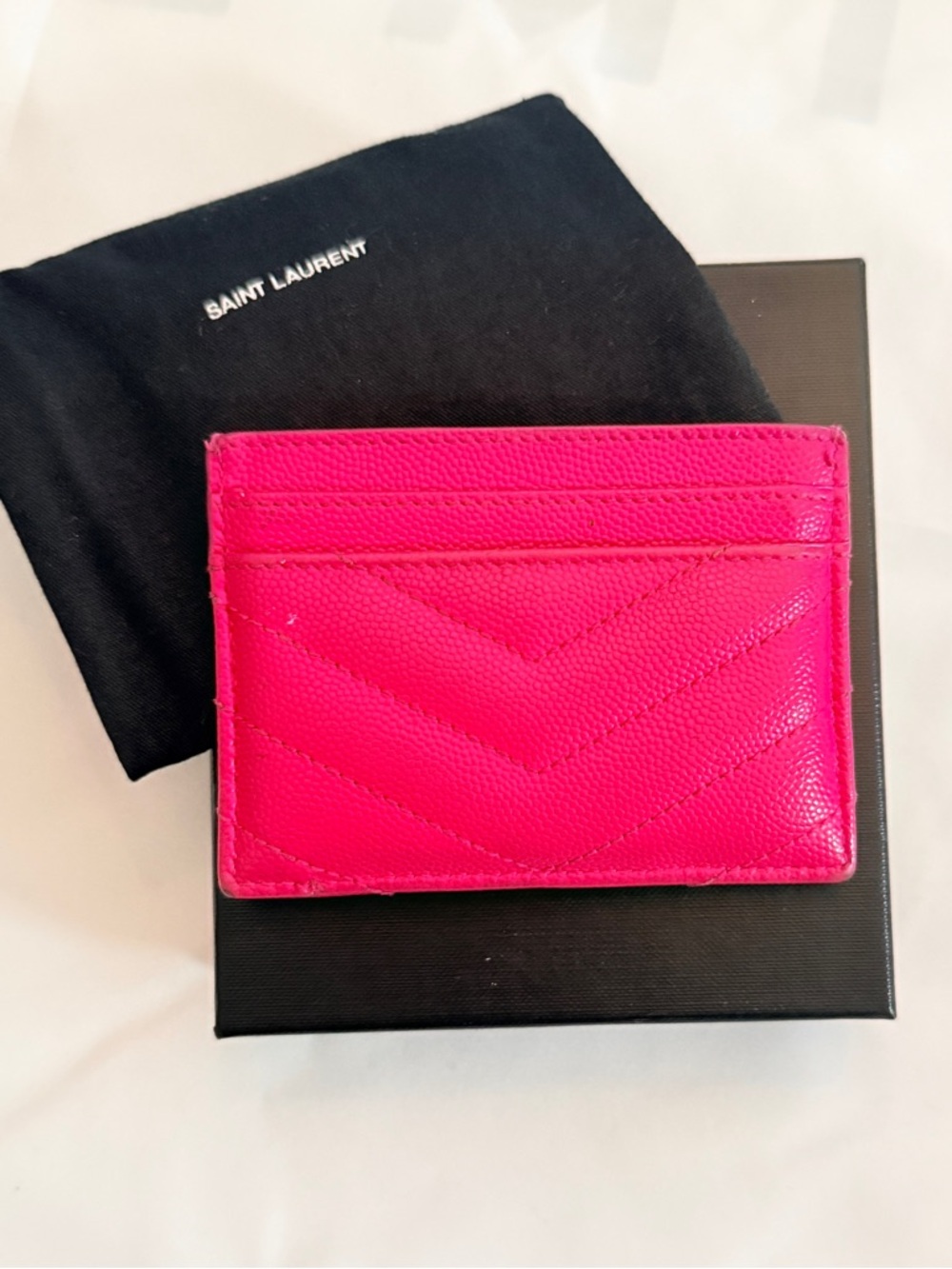 Saint Laurent Pink Quilted Leather Card Case with Gold YSL Logo - Picture 2 of 3